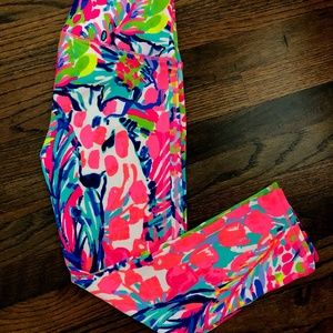 🦄 Lilly Pulitzer Luxletic HR leggings 🦄